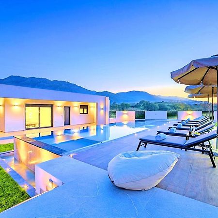 Villa Solaris Heated Pool & Jacuzzi Georgioupoli Exterior photo